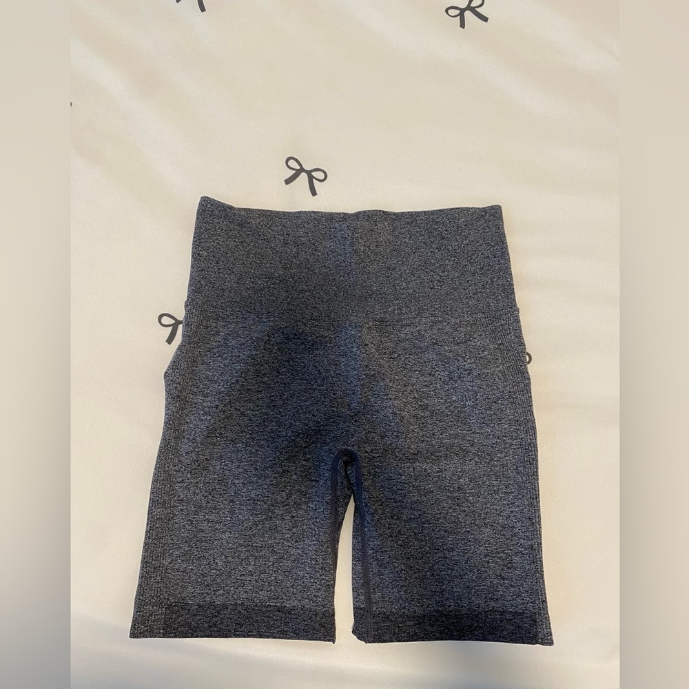 High-Waist Seamless Biker Shorts - Charcoal Gray L